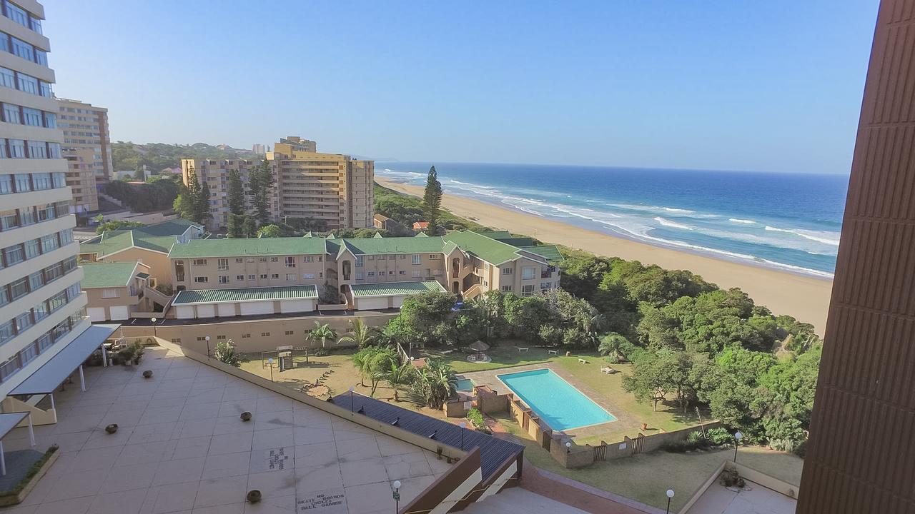 South Coast Beachfront Holiday Apartments Amanzimtoti Exterior photo